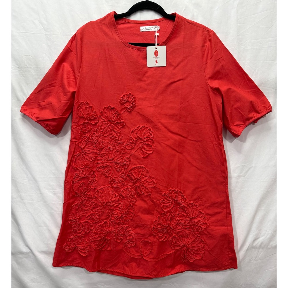Depending on the Horizon Red 3D Floral Applique Tunic Top 2XL NWT